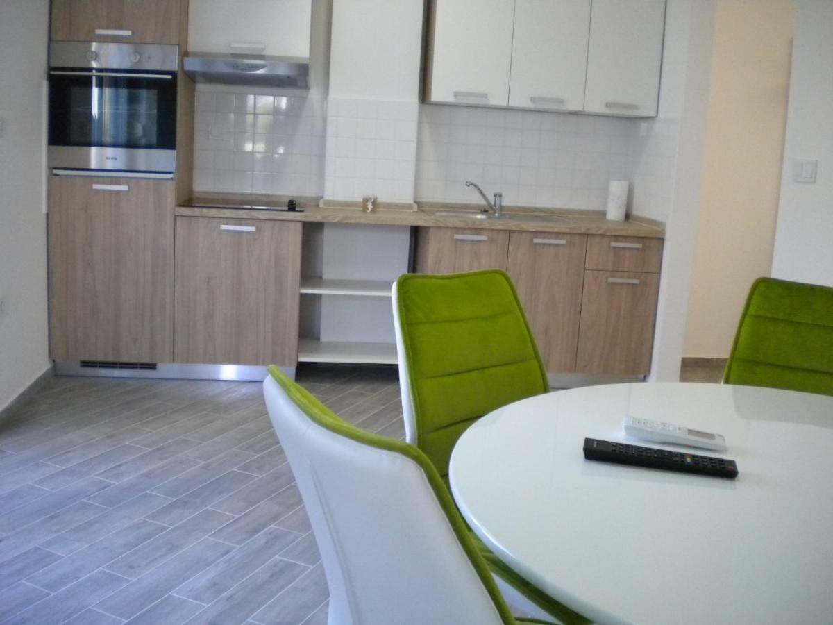 Apartments Venerea Nin Eksteriør bilde